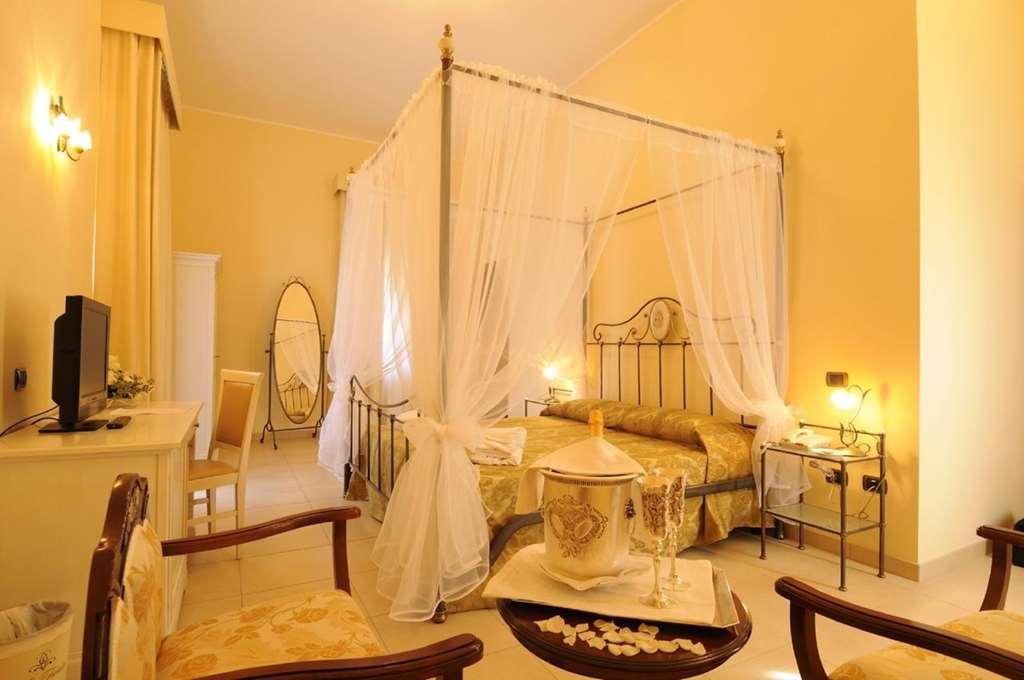 Hotel Villa Fiorita 길라노바리도 객실 사진
