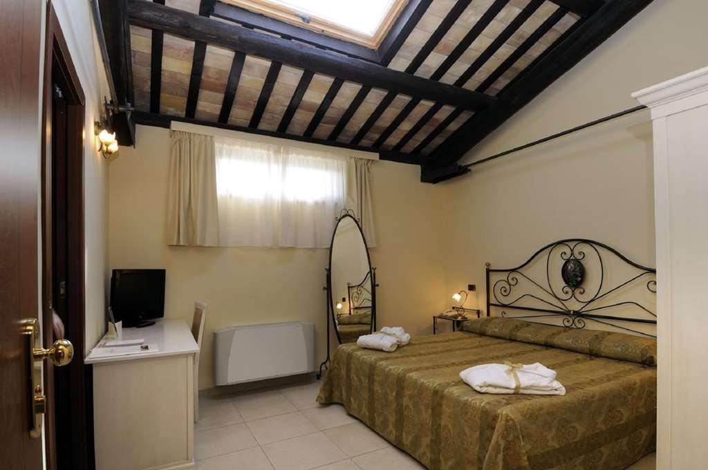 Hotel Villa Fiorita 길라노바리도 객실 사진