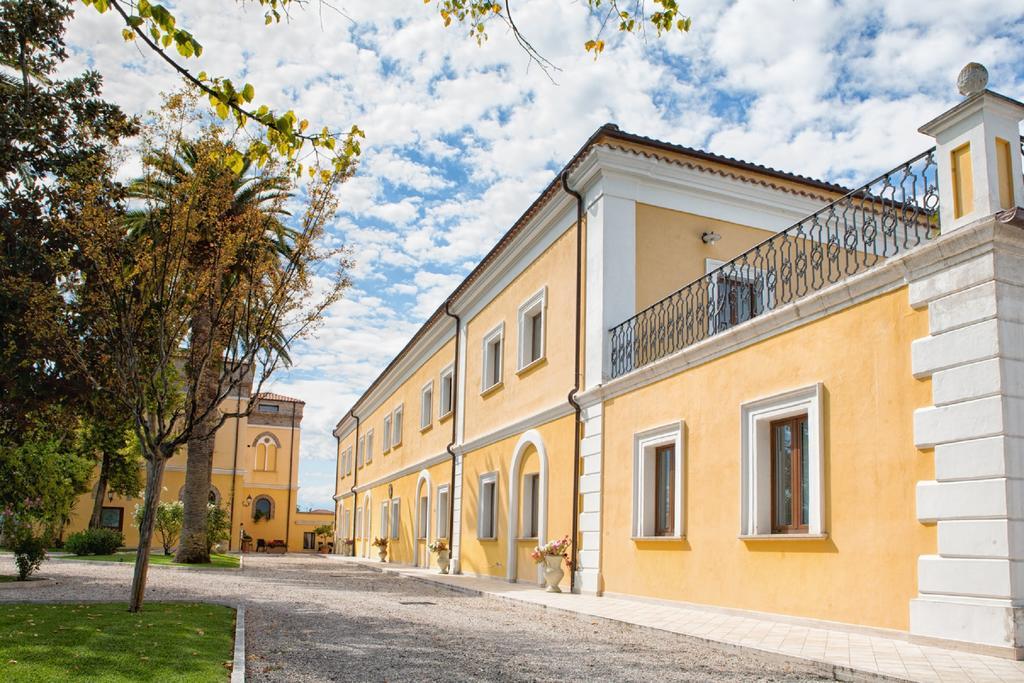 Hotel Villa Fiorita 길라노바리도 외부 사진