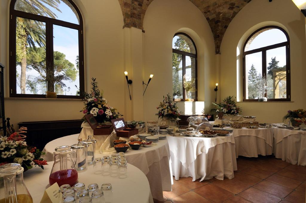 Hotel Villa Fiorita 길라노바리도 외부 사진