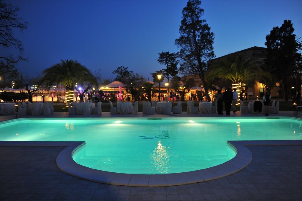 Hotel Villa Fiorita 길라노바리도 외부 사진