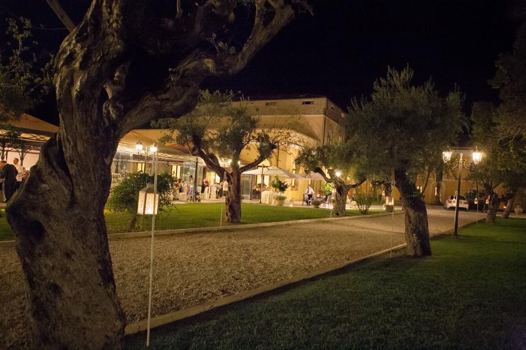 Hotel Villa Fiorita 길라노바리도 외부 사진